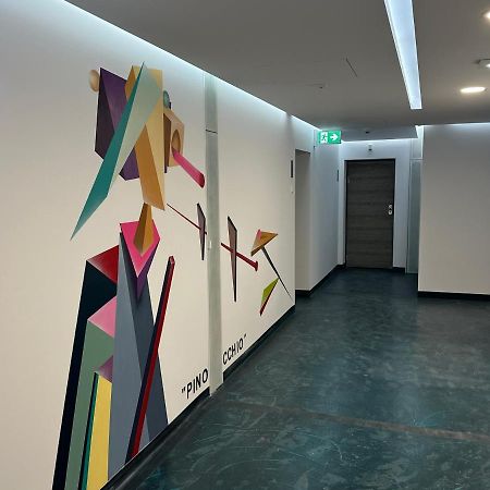 Art Apartment Bukarest Exteriör bild