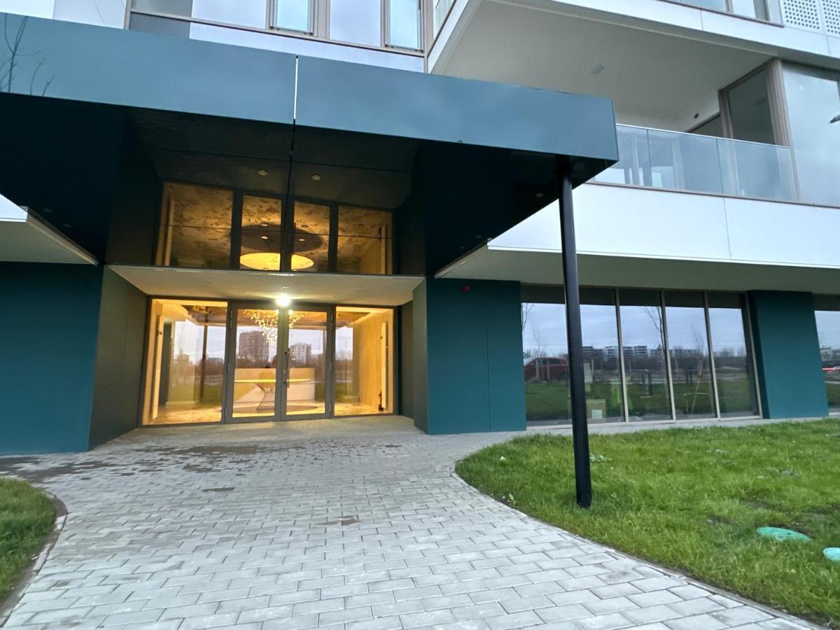 Art Apartment Bukarest Exteriör bild